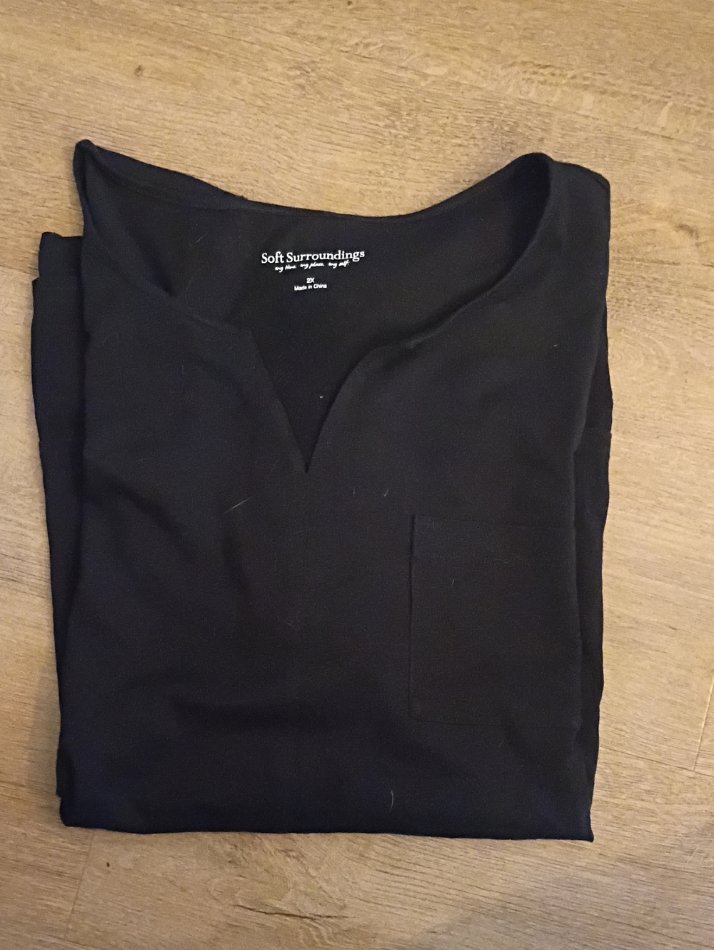 Soft Surroundings Black Short-Sleeve V-Neck Pocket Tee